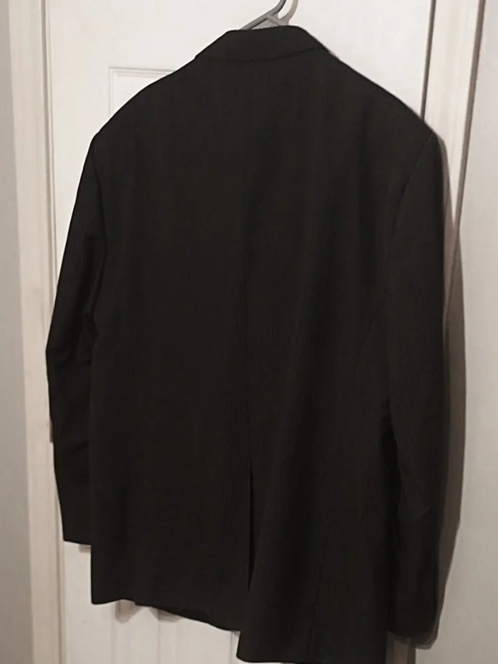 Stafford Men Dark Gray Pinstripe 2 Piece Suit  46R